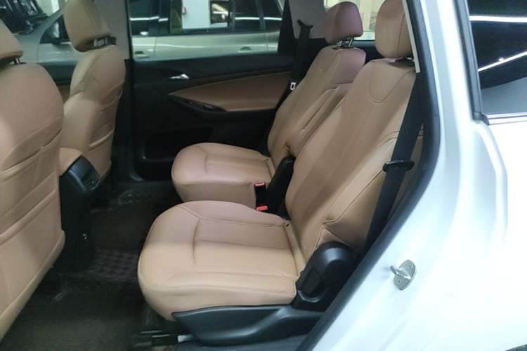 Used Buick GL6 2021 323T Mild Hybrid Connect Luxury Model Left Rear Seat