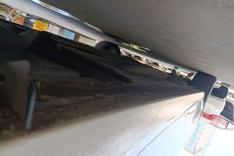 Used Buick GL6 2021 323T Mild Hybrid Connect Prestige Model Left Side Sill