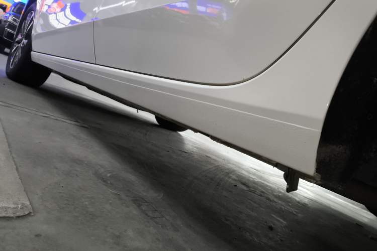 Used Buick GL6 2021 323T Mild Hybrid Connect Prestige Model Left Side Sill