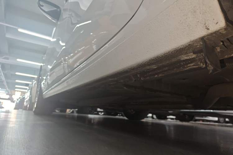 Used Buick GL6 2021 323T Mild Hybrid Connect Luxury Model Left Side Sill