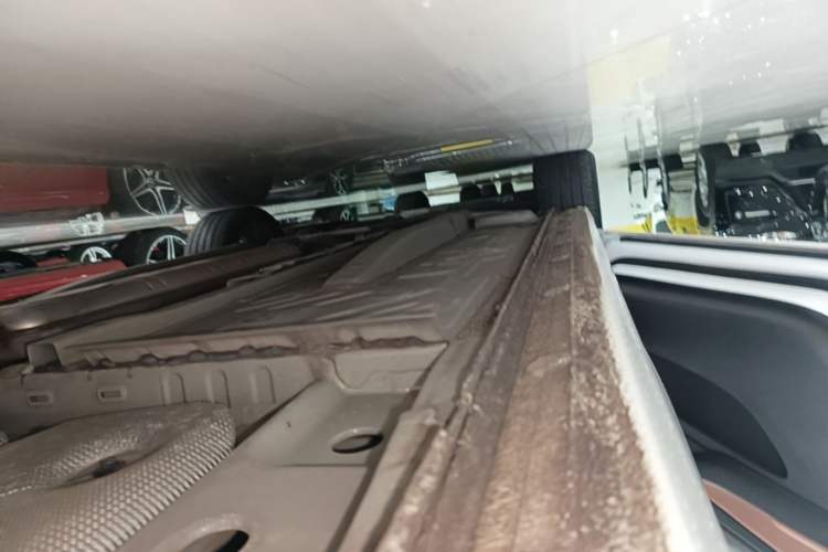 Used Buick GL6 2021 323T Mild Hybrid Connect Luxury Model Left Side Sill