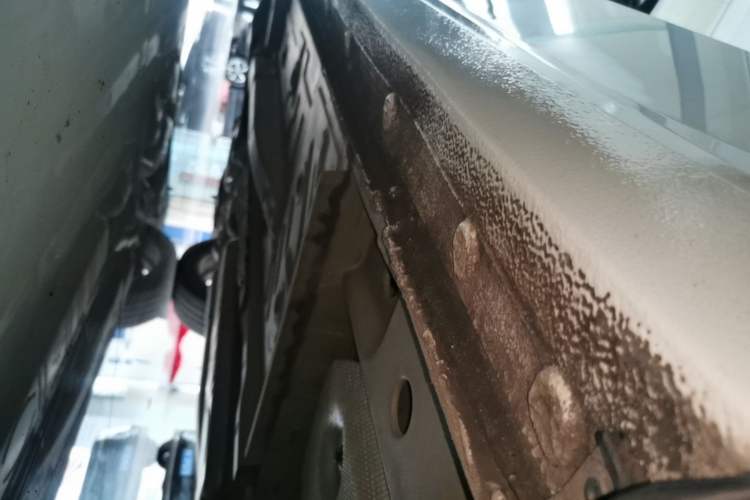Used Buick GL6 2021 323T Mild Hybrid Connect Prestige Model Left Side Sill