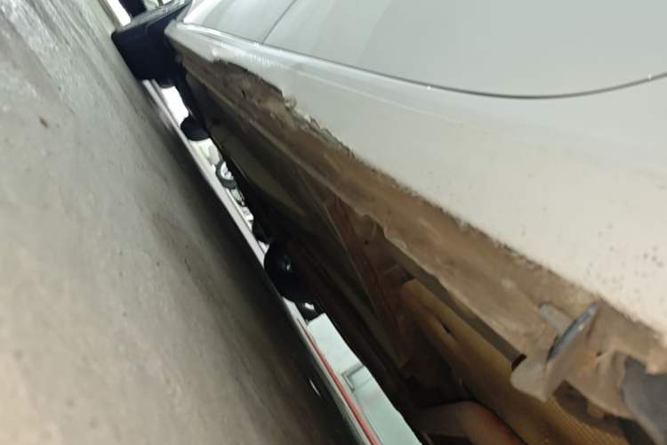 Used Buick GL6 2021 323T Mild Hybrid Connect Luxury Model Left Side Sill