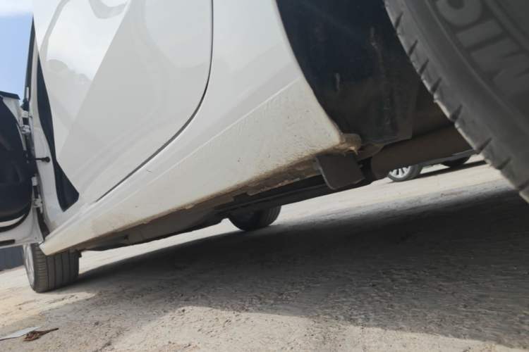 Used Buick GL6 2021 323T Mild Hybrid Connect Luxury Model Left Side Sill