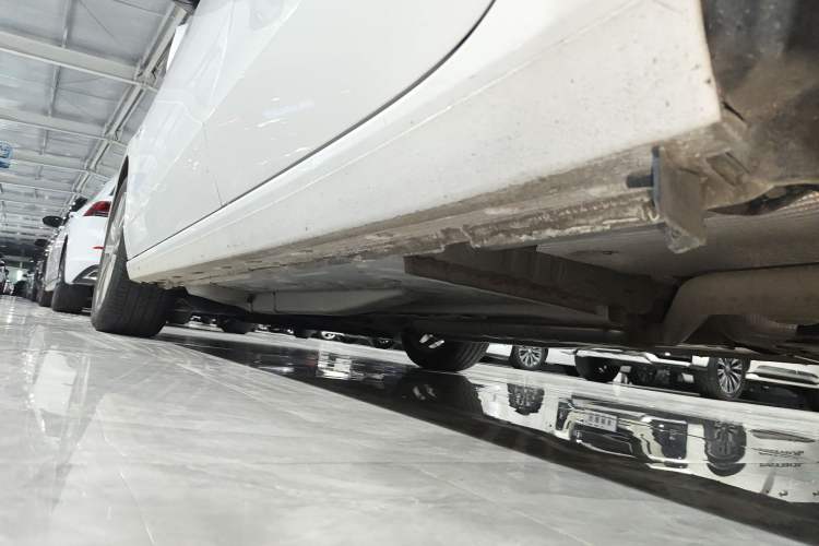 Used Buick GL6 2021 323T Mild Hybrid Connect Luxury Model Left Side Sill