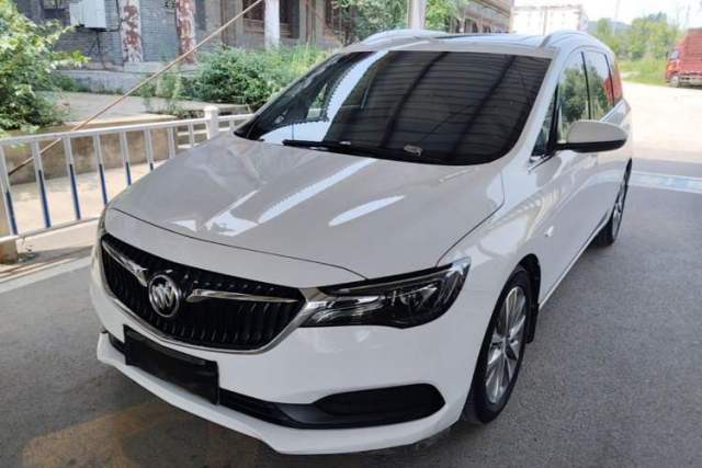 Buick GL6 2021 323T Mild Hybrid Connect Luxury Model مستعملة
