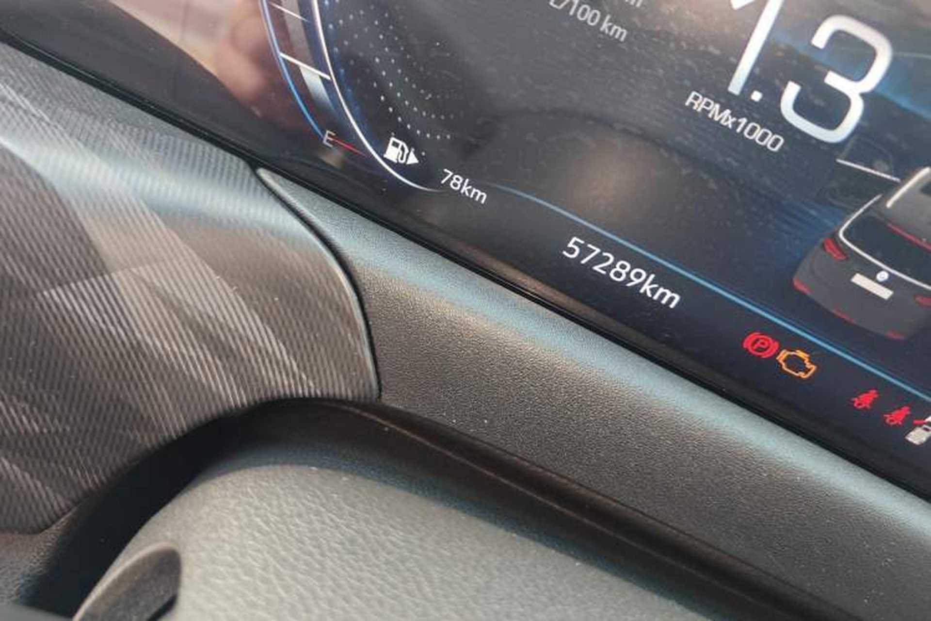 Used Buick GL6 2021 323T Mild Hybrid Connect Luxury Model Odometer Close Up