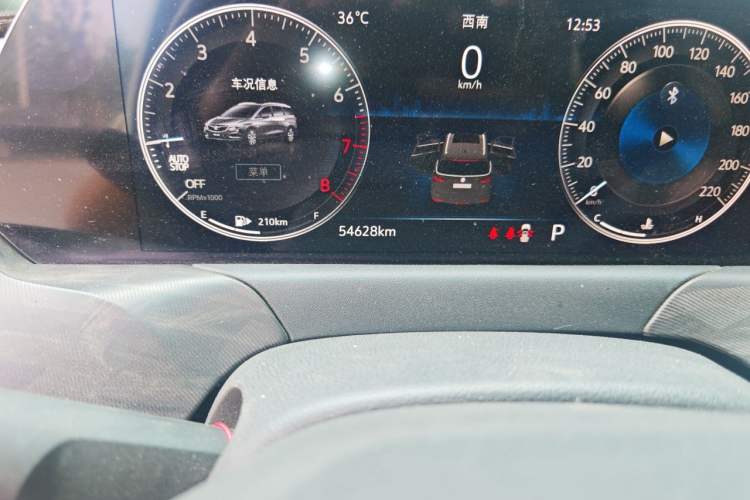 Used Buick GL6 2021 323T Mild Hybrid Connect Luxury Model Odometer Close Up