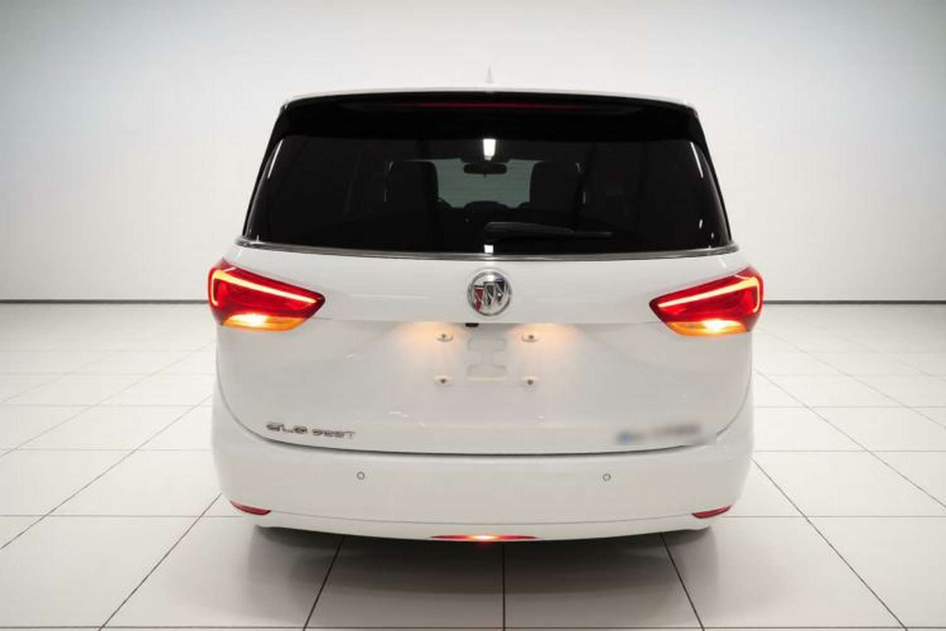 Used Buick GL6 2021 323T Mild Hybrid Connect Luxury Model Rear