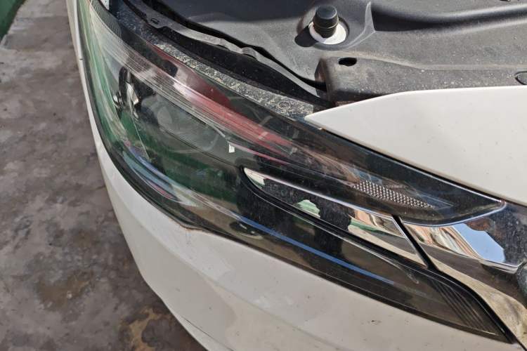 Used Buick GL6 2021 323T Mild Hybrid Connect Luxury Model Right Front Headlight