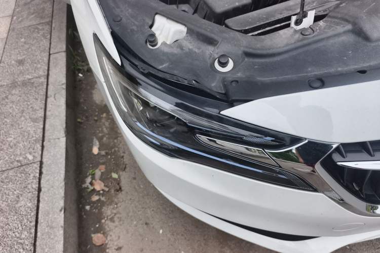 Used Buick GL6 2021 323T Mild Hybrid Connect Luxury Model Right Front Headlight