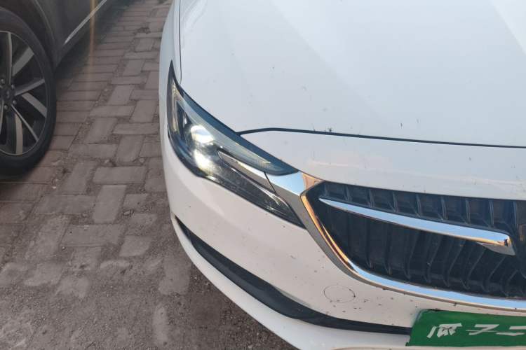 Used Buick GL6 2021 323T Mild Hybrid Connect Luxury Model Right Front Headlight