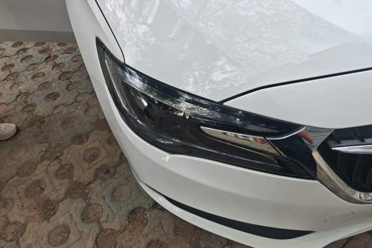 Used Buick GL6 2021 323T Mild Hybrid Connect Luxury Model Right Front Headlight