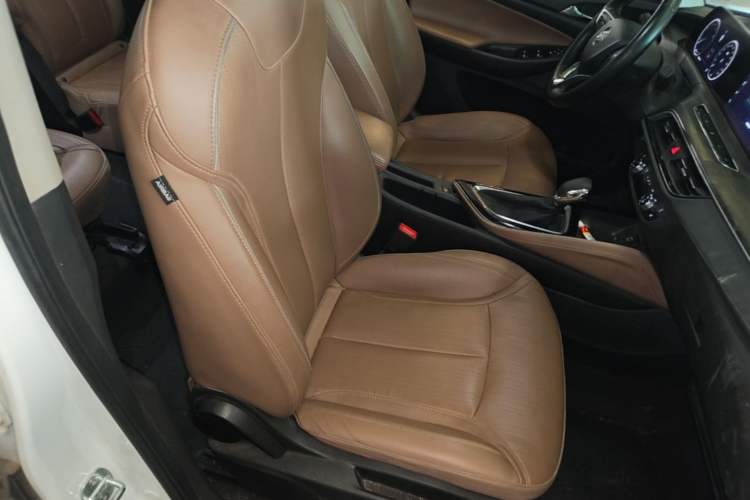 Used Buick GL6 2021 323T Mild Hybrid Connect Luxury Model Right Front Seat