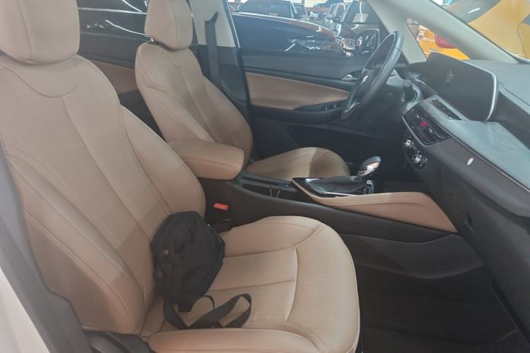 Used Buick GL6 2021 323T Mild Hybrid Connect Luxury Model Right Front Seat