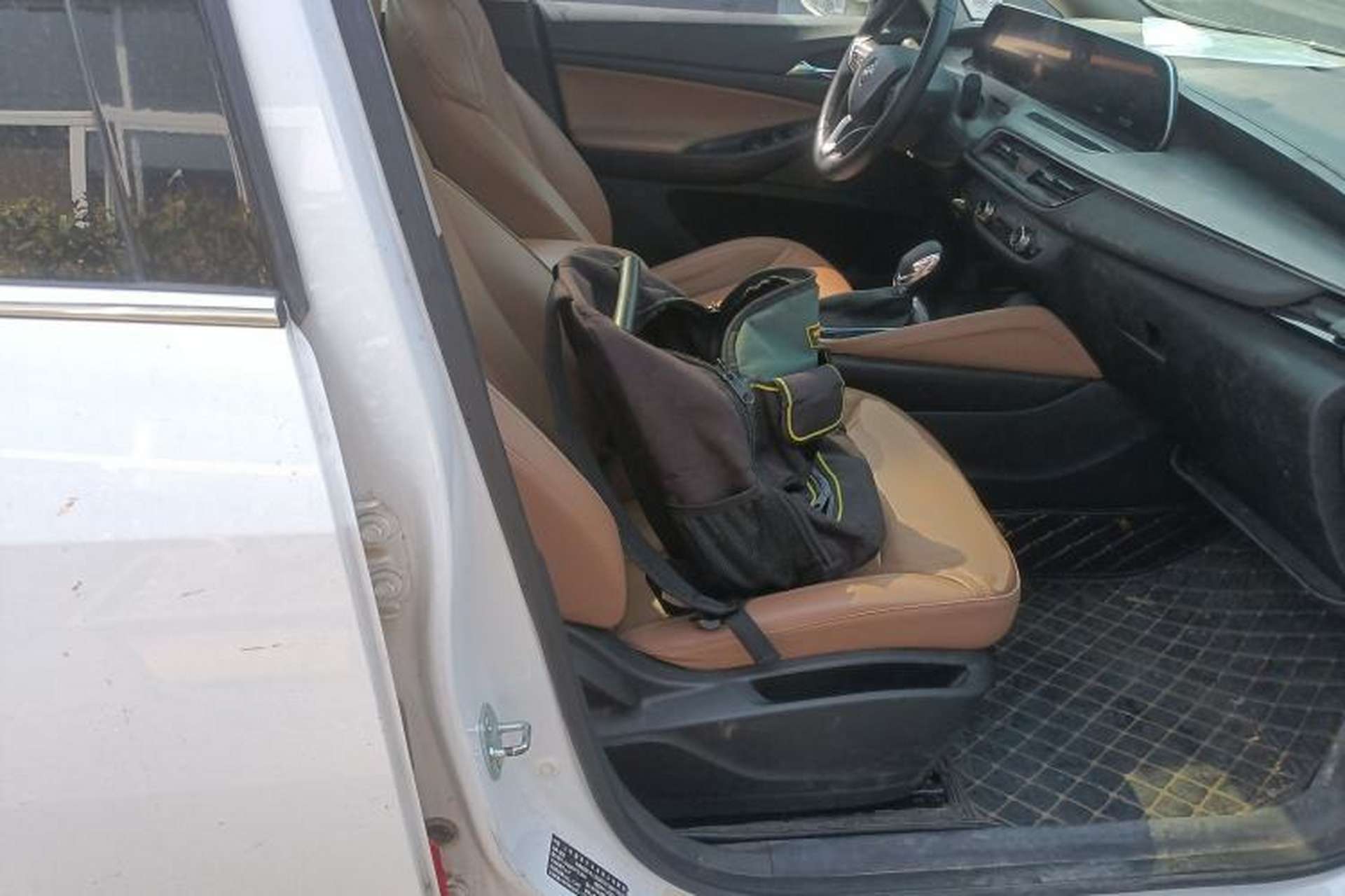 Used Buick GL6 2021 323T Mild Hybrid Connect Luxury Model Right Front Seat