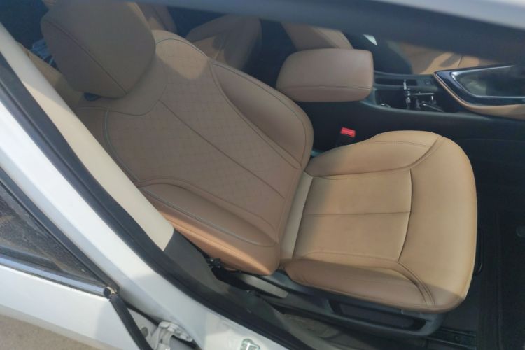 Used Buick GL6 2021 323T Mild Hybrid Connect Prestige Model Right Front Seat