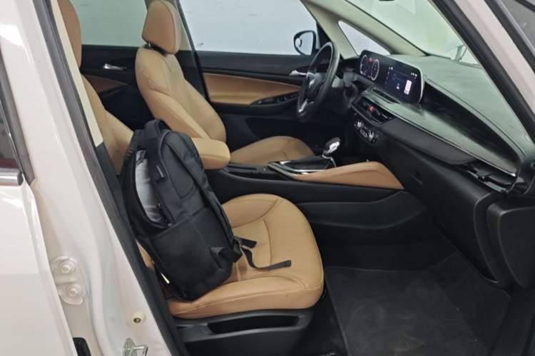 Used Buick GL6 2021 323T Mild Hybrid Connect Luxury Model Right Front Seat