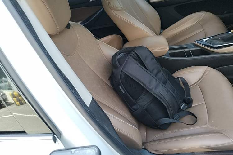 Used Buick GL6 2021 323T Mild Hybrid Connect Prestige Model Right Front Seat