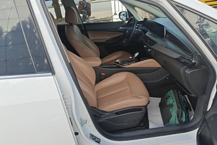 Used Buick GL6 2021 323T Mild Hybrid Connect Luxury Model Right Front Seat