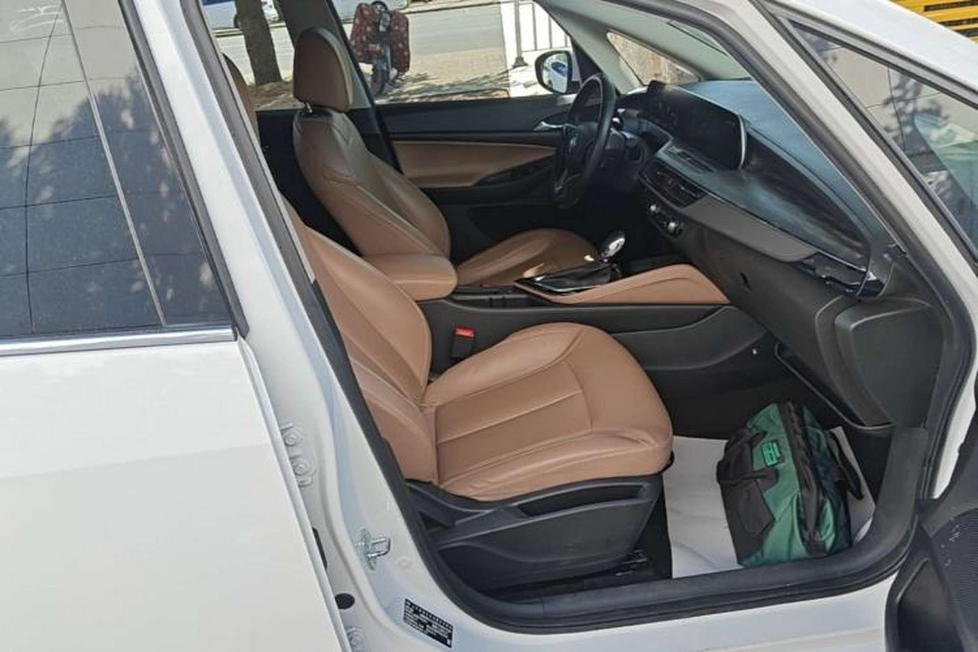 Used Buick GL6 2021 323T Mild Hybrid Connect Luxury Model Right Front Seat