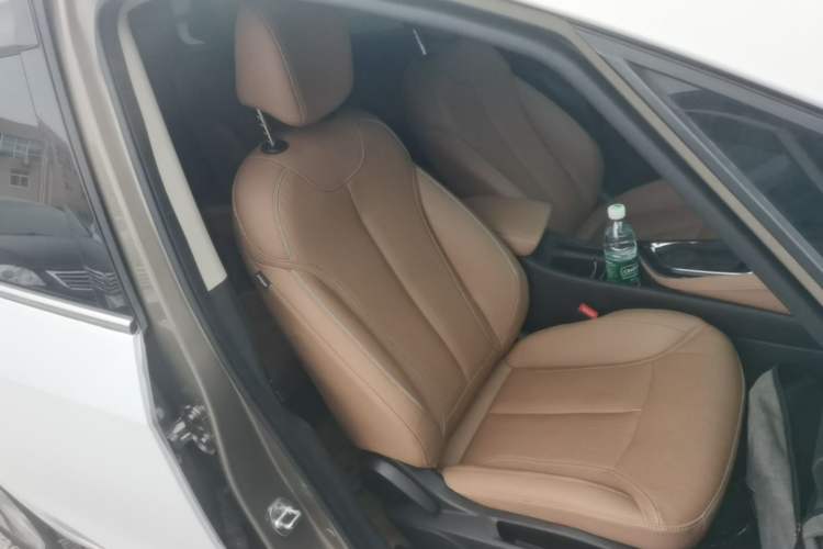 Used Buick GL6 2021 323T Mild Hybrid Connect Luxury Model Right Front Seat