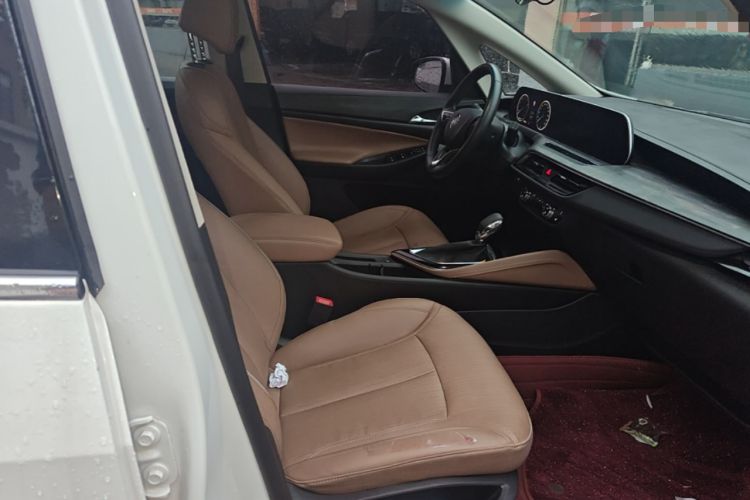 Used Buick GL6 2021 323T Mild Hybrid Connect Luxury Model Right Front Seat