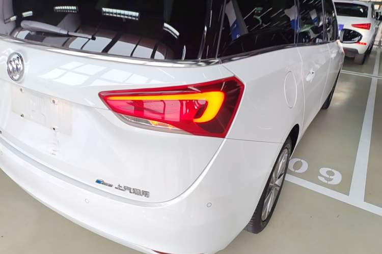 Used Buick GL6 2021 323T Mild Hybrid Connect Luxury Model Right Rear Taillight