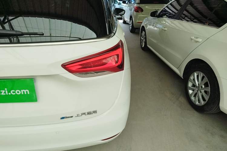 Used Buick GL6 2021 323T Mild Hybrid Connect Luxury Model Right Rear Taillight