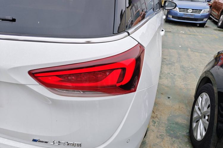 Used Buick GL6 2021 323T Mild Hybrid Connect Luxury Model Right Rear Taillight