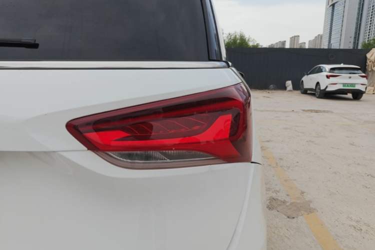 Used Buick GL6 2021 323T Mild Hybrid Connect Luxury Model Right Rear Taillight