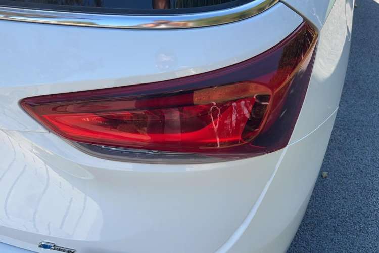 Used Buick GL6 2021 323T Mild Hybrid Connect Luxury Model Right Rear Taillight