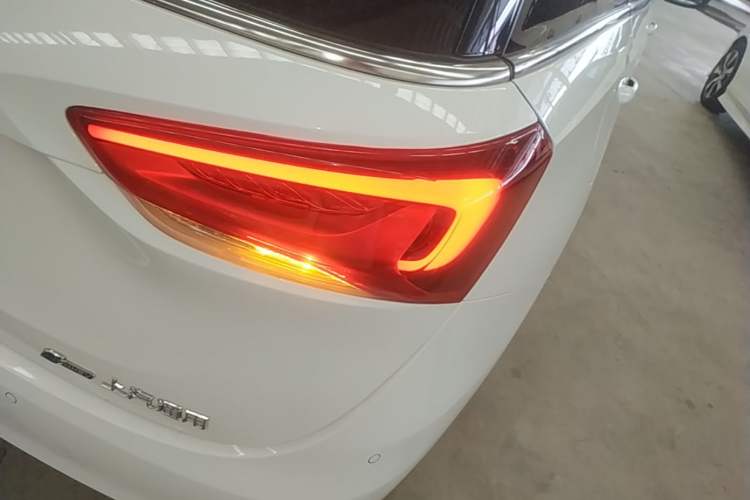 Used Buick GL6 2021 323T Mild Hybrid Connect Luxury Model Right Rear Taillight