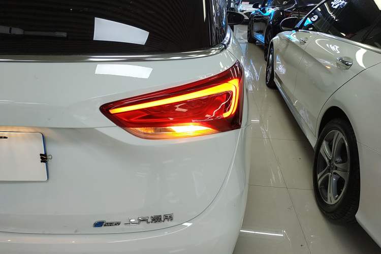 Used Buick GL6 2021 323T Mild Hybrid Connect Luxury Model Right Rear Taillight