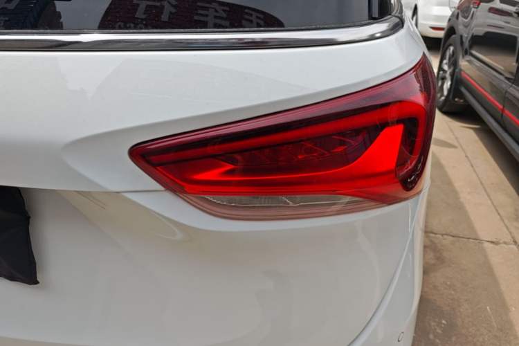 Used Buick GL6 2021 323T Mild Hybrid Connect Luxury Model Right Rear Taillight