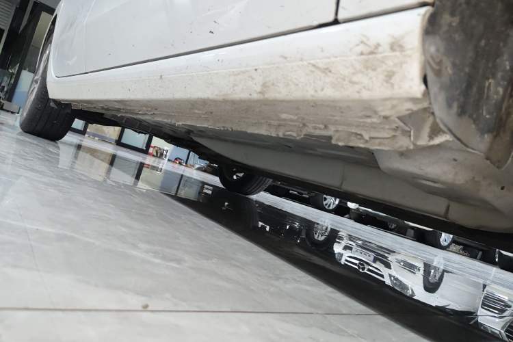 Used Buick GL6 2021 323T Mild Hybrid Connect Luxury Model Right Side Sill