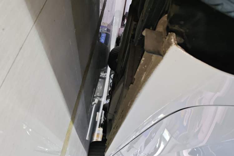 Used Buick GL6 2021 323T Mild Hybrid Connect Luxury Model Right Side Sill