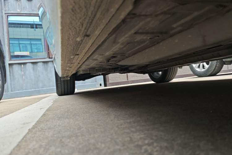 Used Buick GL6 2021 323T Mild Hybrid Connect Luxury Model Right Side Sill