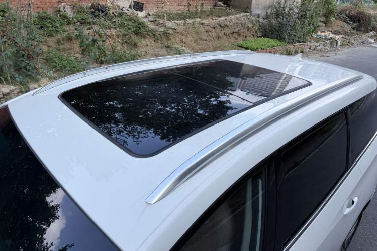 Used Buick GL6 2021 323T Mild Hybrid Connect Luxury Model Roof