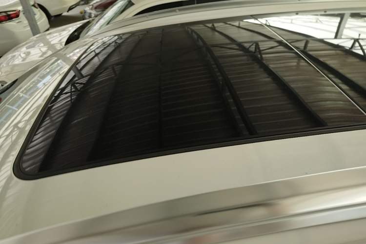 Used Buick GL6 2021 323T Mild Hybrid Connect Luxury Model Roof
