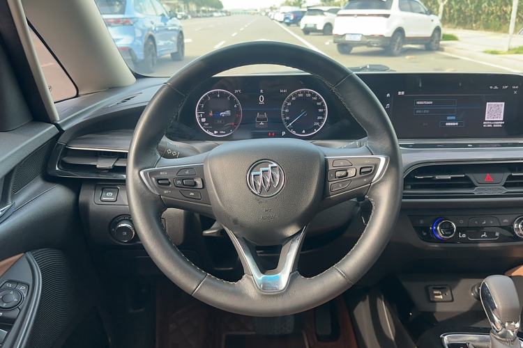 Used Buick GL6 2021 323T Mild Hybrid Connect Luxury Model Steering Wheel