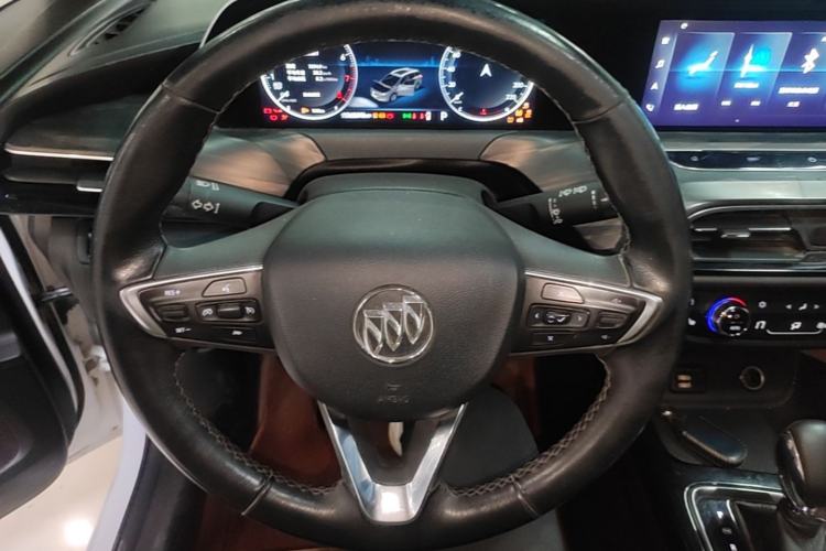 Used Buick GL6 2021 323T Mild Hybrid Connect Luxury Model Steering Wheel