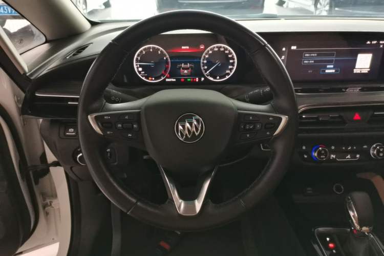Used Buick GL6 2021 323T Mild Hybrid Connect Luxury Model Steering Wheel