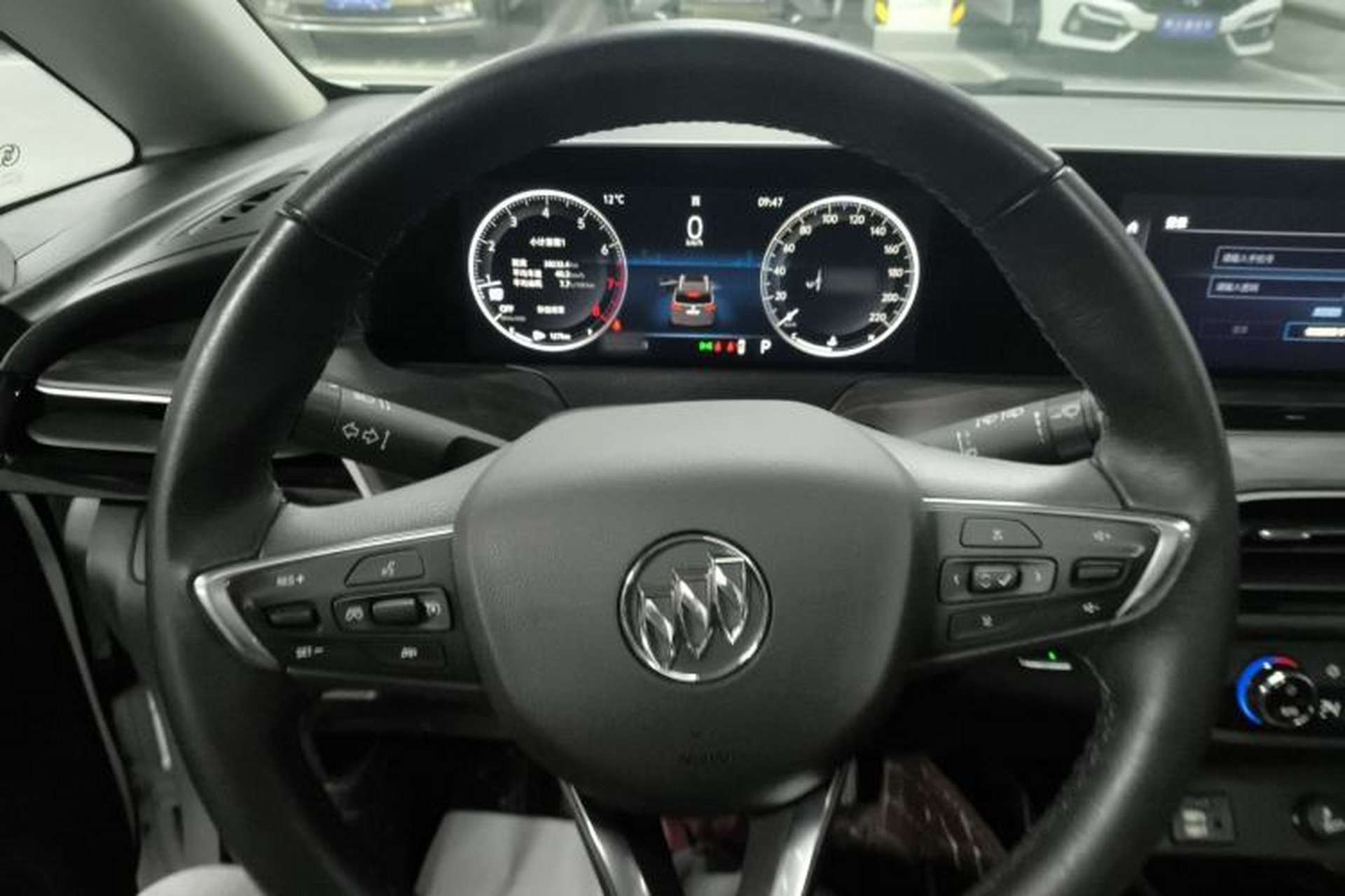 Used Buick GL6 2021 323T Mild Hybrid Connect Luxury Model Steering Wheel