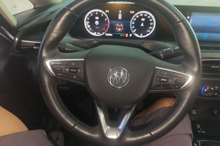 Used Buick GL6 2021 323T Mild Hybrid Connect Luxury Model Steering Wheel