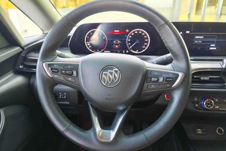 Used Buick GL6 2021 323T Mild Hybrid Connect Luxury Model Steering Wheel