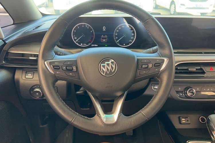 Used Buick GL6 2021 323T Mild Hybrid Connect Luxury Model Steering Wheel