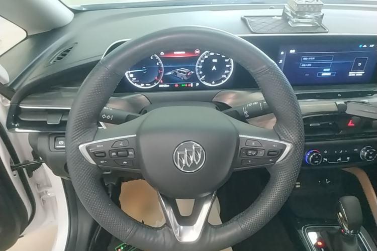 Used Buick GL6 2021 323T Mild Hybrid Connect Luxury Model Steering Wheel