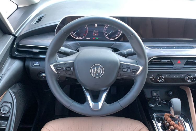 Used Buick GL6 2021 323T Mild Hybrid Connect Luxury Model Steering Wheel