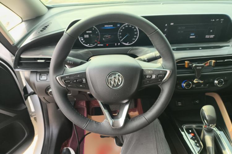 Used Buick GL6 2021 323T Mild Hybrid Connect Luxury Model Steering Wheel